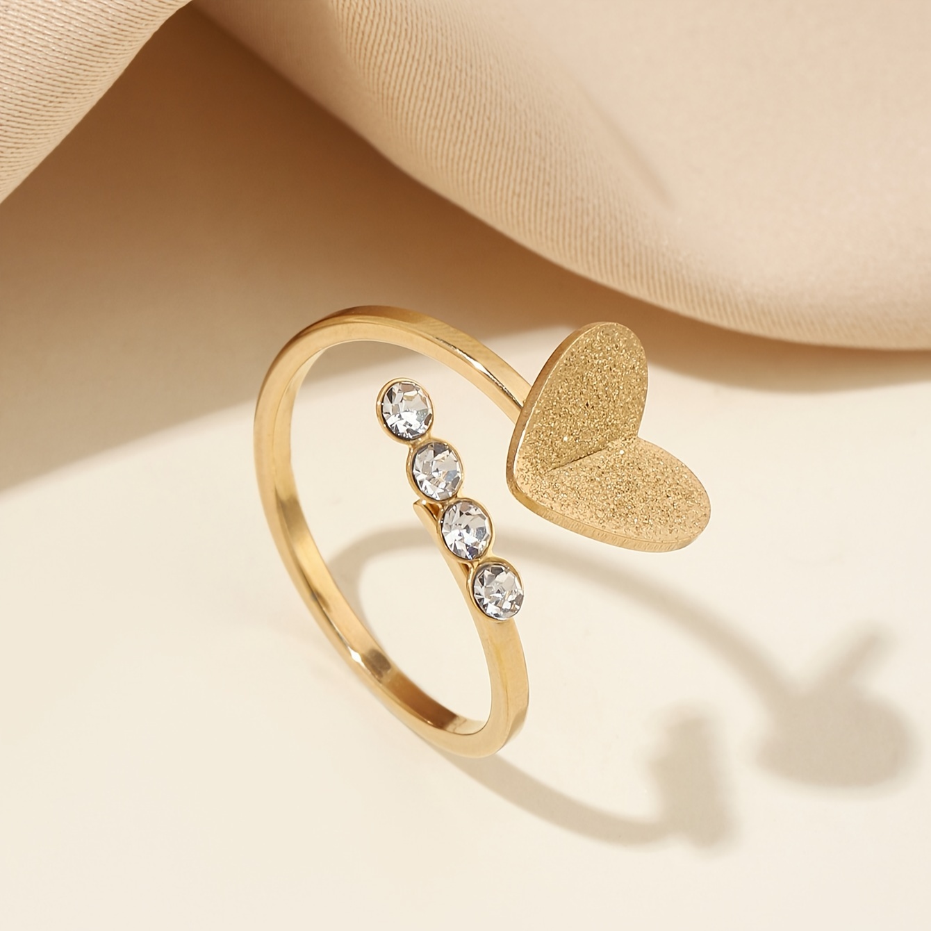French Romance Heart Shaped Ring